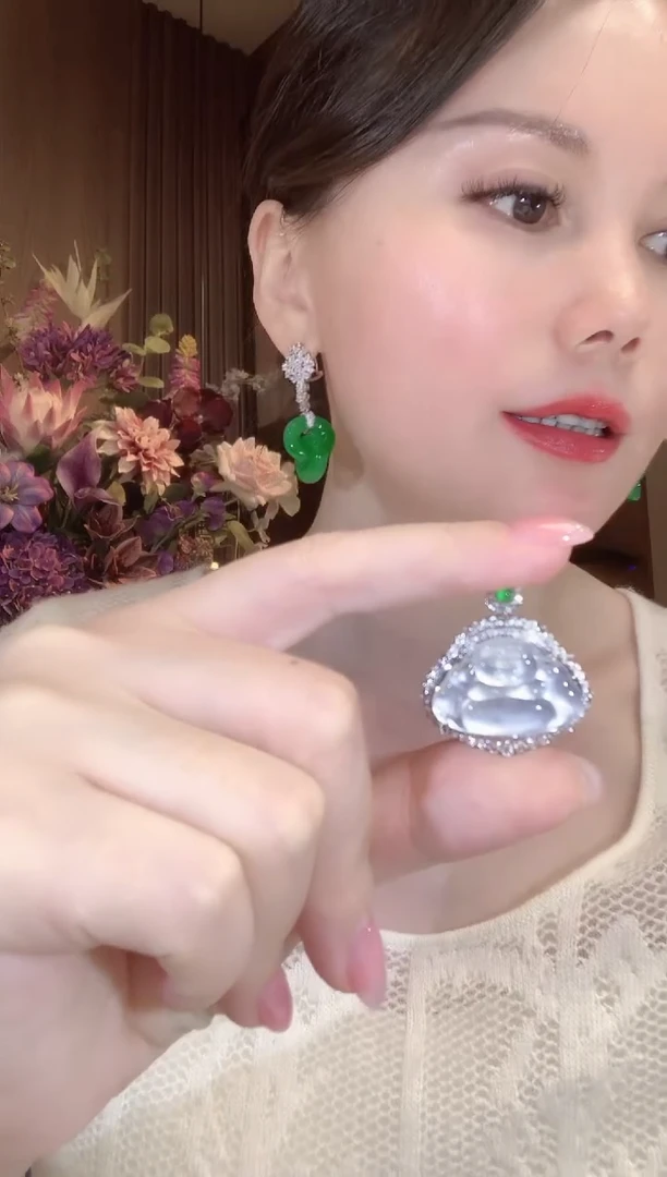 吊坠(不含链)18K金镶嵌翡翠C103