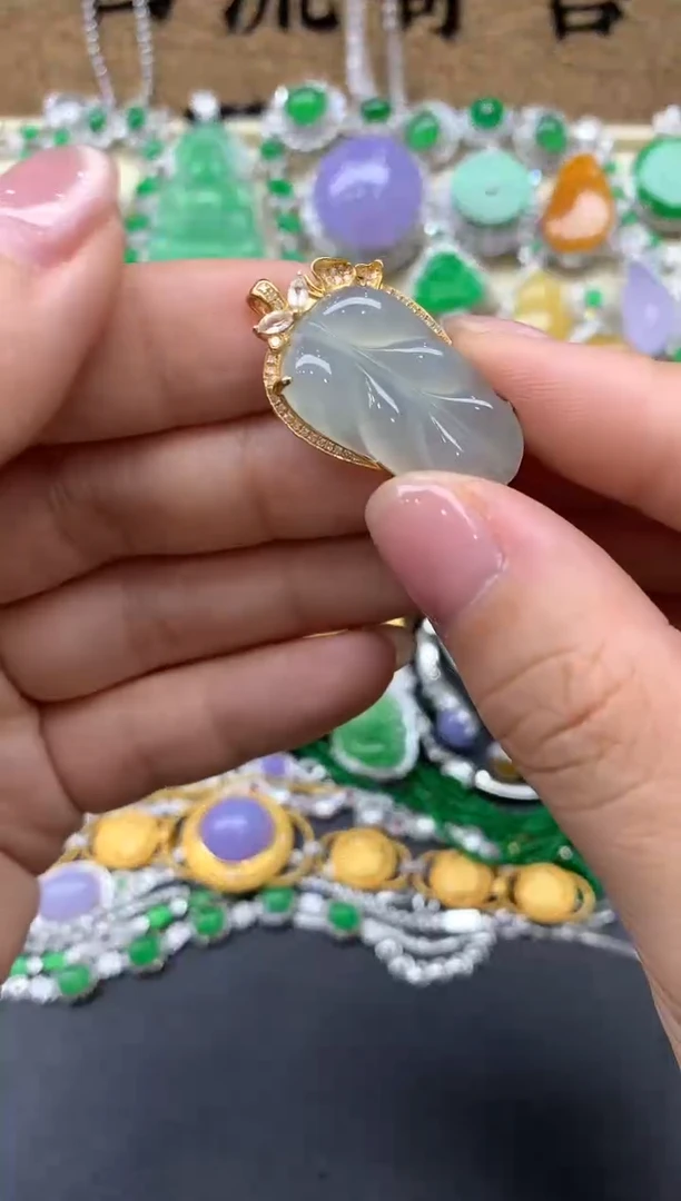 【闪购商品】翡翠颈饰18K金镶嵌185-中国好珍宝