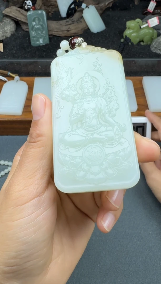 颈饰未镶嵌和田玉2
