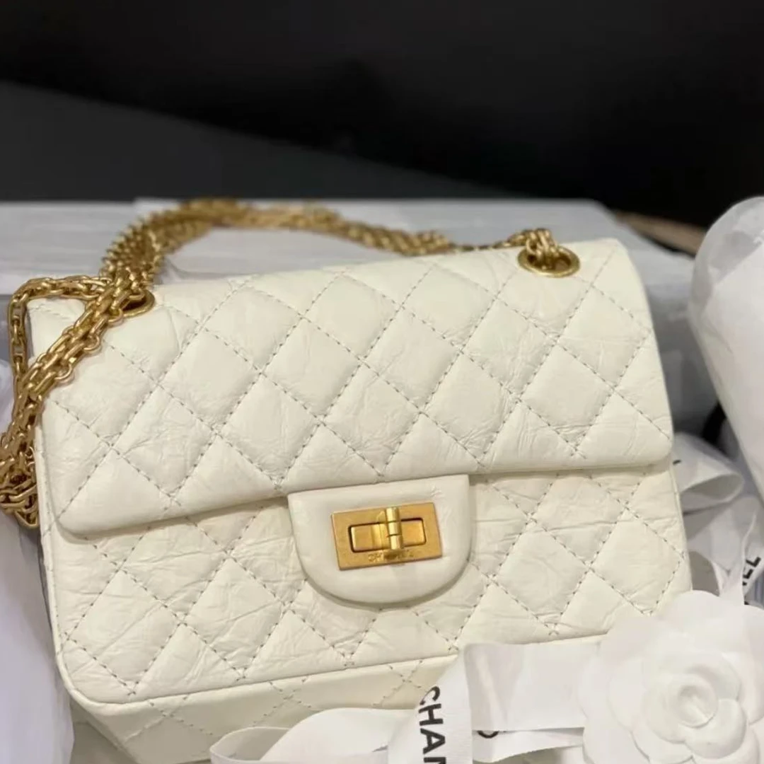 99新 Chanel/香奈儿 青奢荟/白金2.55迷你斜挎包/22年/66569