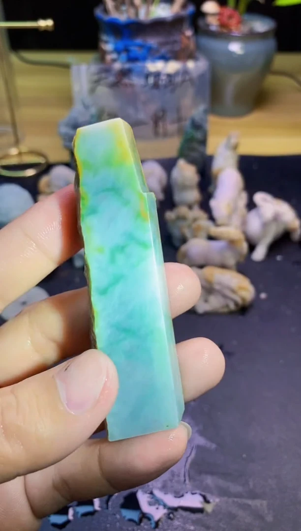 翡翠未镶嵌颈饰天然翡翠013