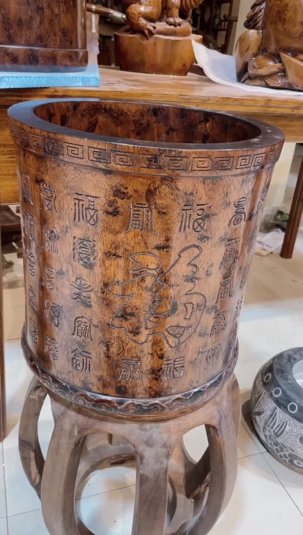 木吉**宝珍藏老货...黄花梨笔筒