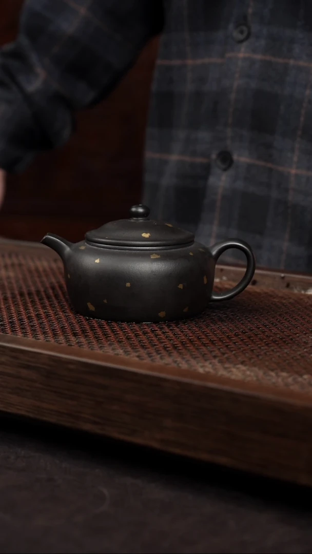 【闪购商品】紫砂茶壶黑料洒金扁玉