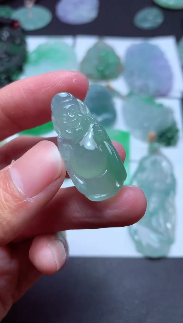 【闪购商品】翡翠颈饰未镶嵌天然翡翠