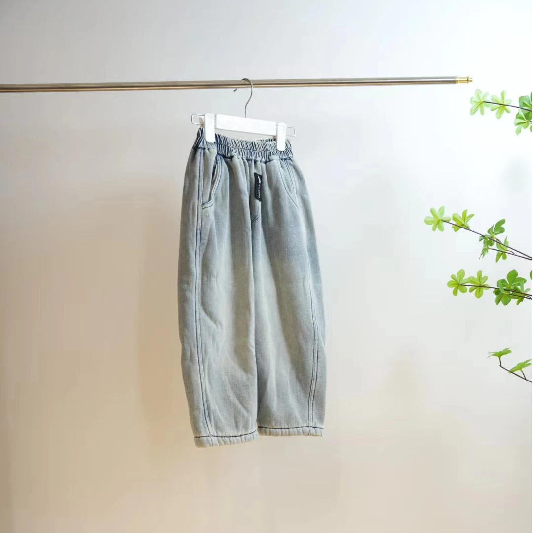 1-719-男童冬季加绒休闲门襟贴标宽松牛仔裤