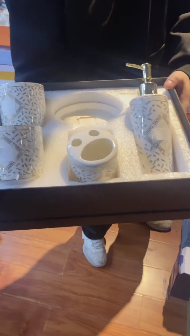 【闪购商品】杯全场正品，京东包邮