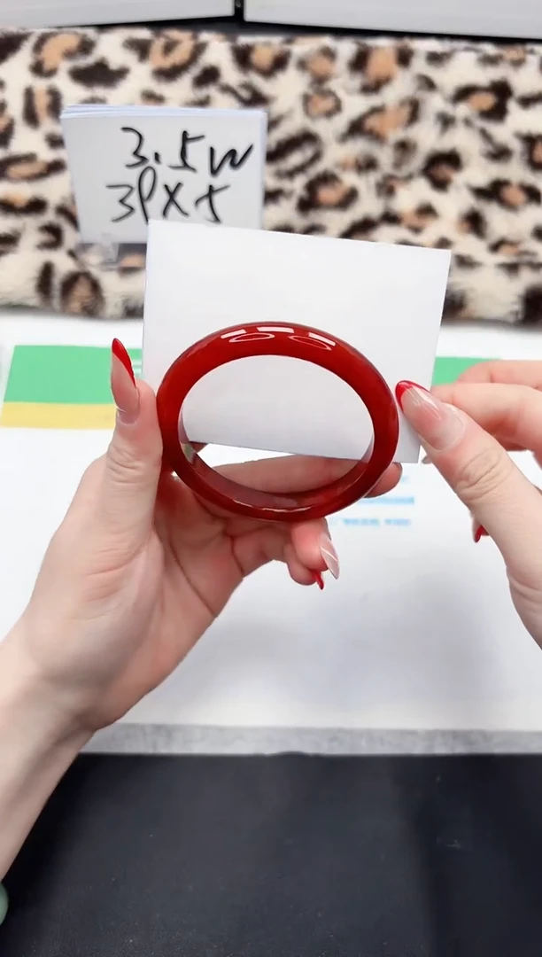 【闪购商品】石英质玉手镯未镶嵌216-56