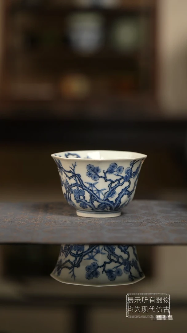 又见春风松竹梅八方杯