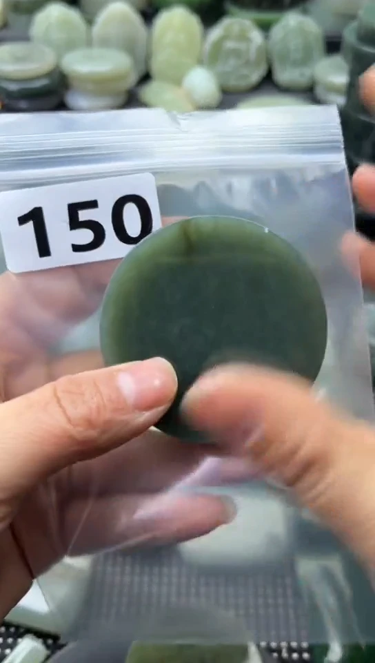 未镶嵌和田玉珠宝半成品镯芯