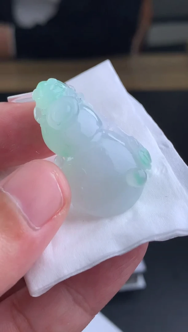 【闪购商品】定制翡翠未镶嵌翡翠