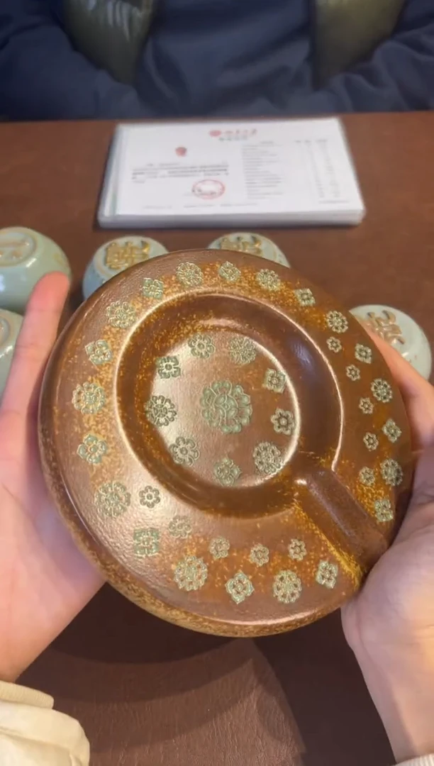 【闪购商品】瓷片             问鼎