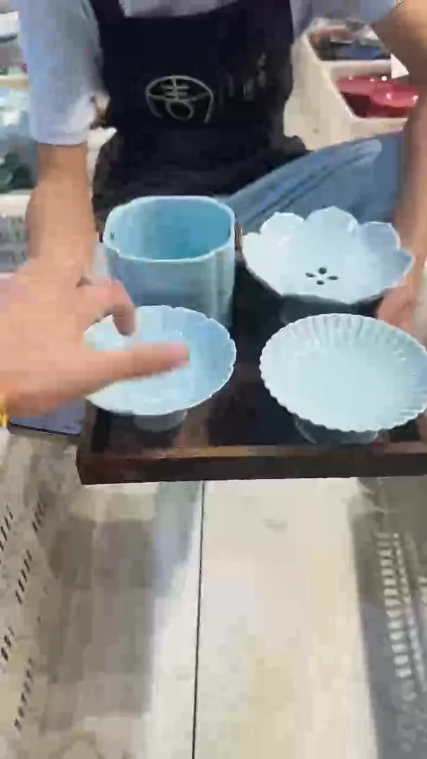 瓷片微瑕商品，介意勿拍 盘