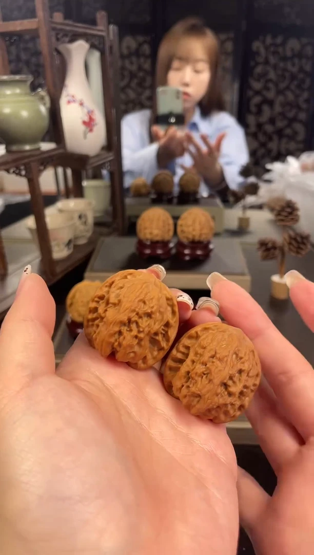 【闪购商品】文玩核桃把件野狼38尺-6