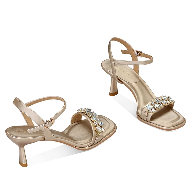 SSICA SOPHIA时髦小方头高跟鞋女细跟后空闪耀水钻一字带凉鞋女