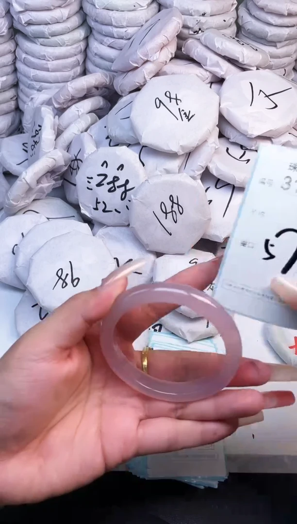 手镯玛瑙/玉髓未镶嵌313