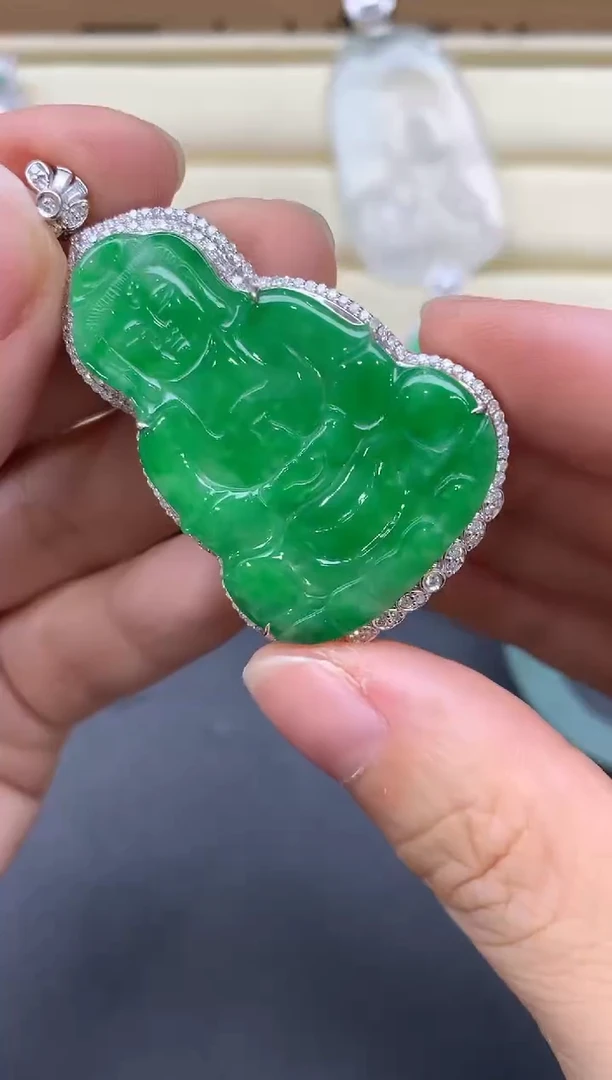 翡翠18K金镶嵌颈饰588-中国好珍宝