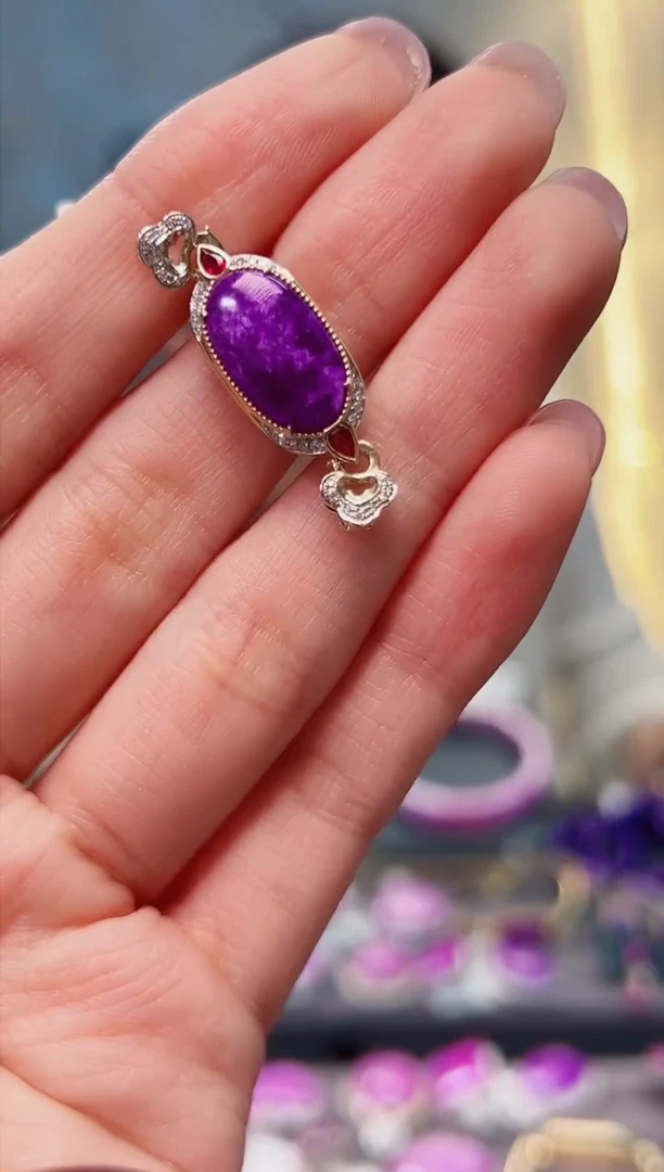 【闪购商品】苏纪石（舒俱来）吊坠(不含链)18K金镶嵌1