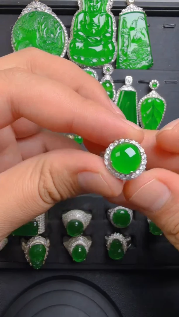 翡翠戒指银S925镶嵌戒指