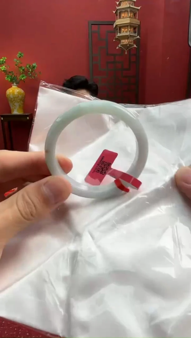 未镶嵌手镯翡翠翡翠手镯3