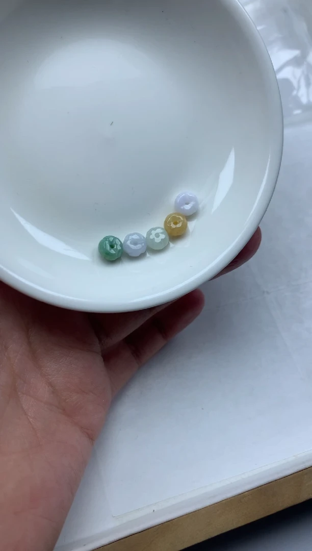 【闪购商品】翡翠散珠翡翠散珠多样性发货