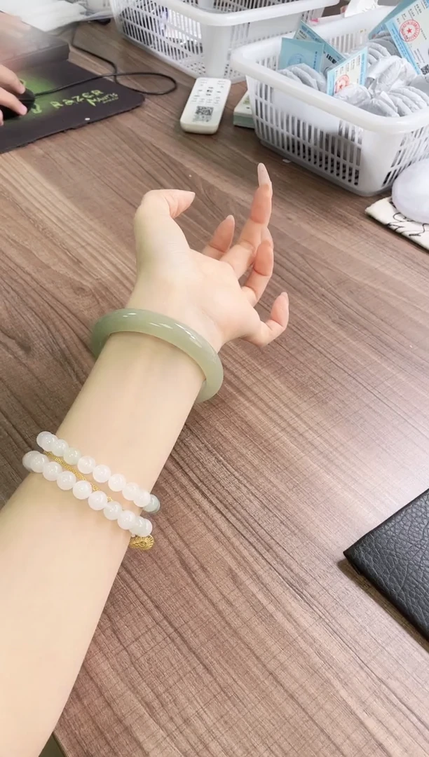 未镶嵌手镯石英质玉327-59