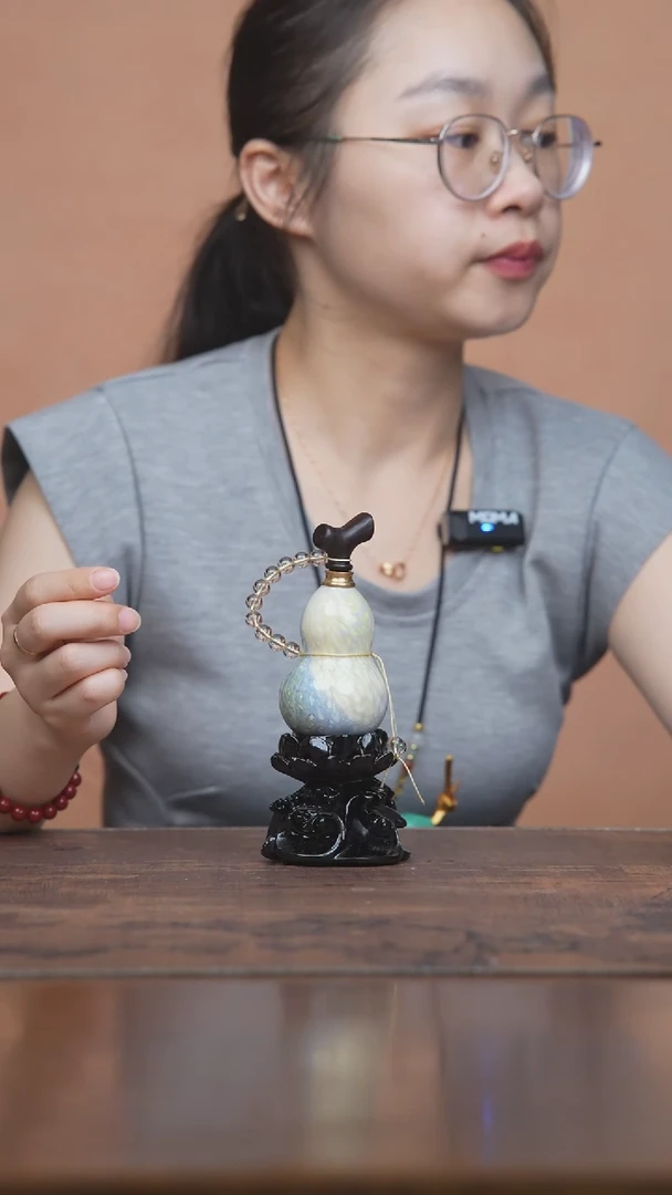 792号------开口小葫芦手捻