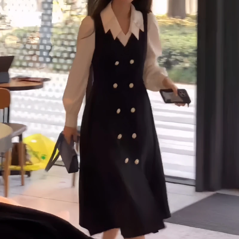 时髦初秋假两件连衣裙V领时尚高级感宽松显瘦胖mm遮肉肉小黑裙子