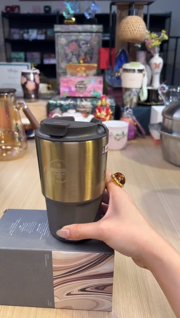 52几何 · 棱线咖啡杯 460ml （90%灰）（M82216.04）