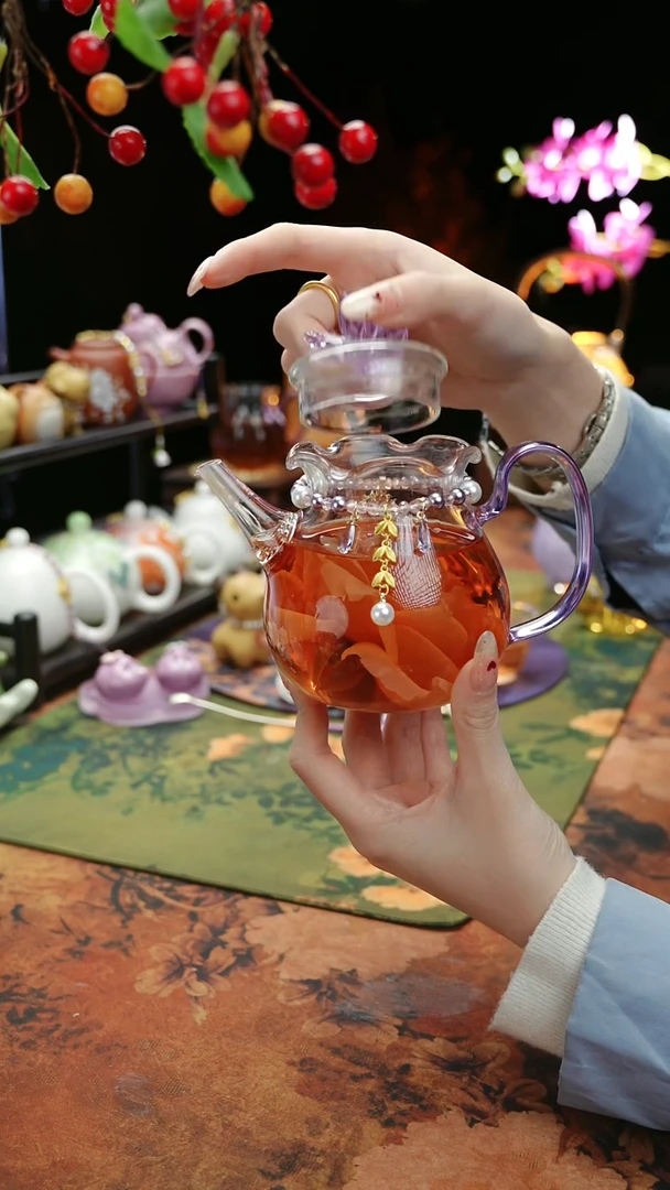 【闪购商品】紫色铃兰花茶壶+链子