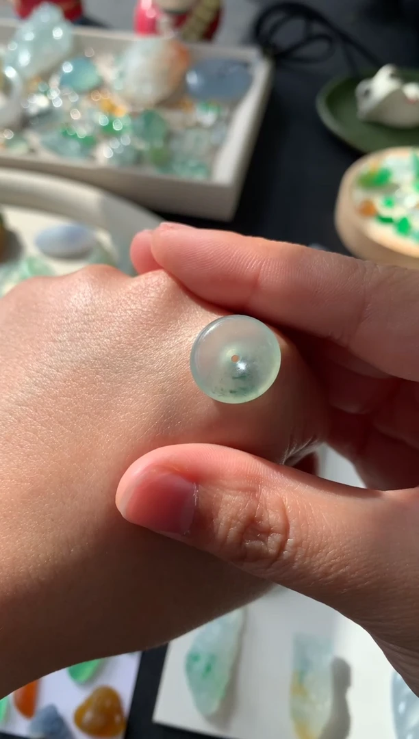 定制翡翠未镶嵌翡翠