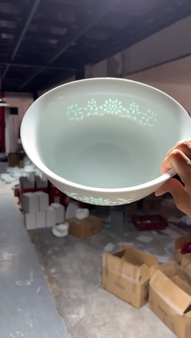 白瓷9英寸汤碗青色1个好的