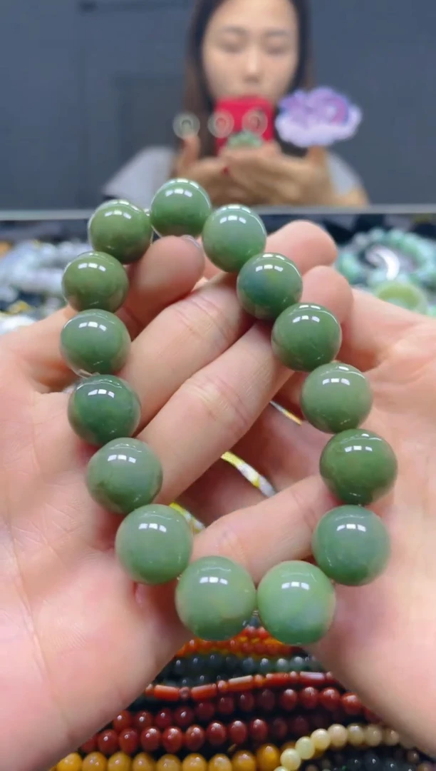 颈饰未镶嵌翡翠13MM/E/翡翠A货，一件也是批发价