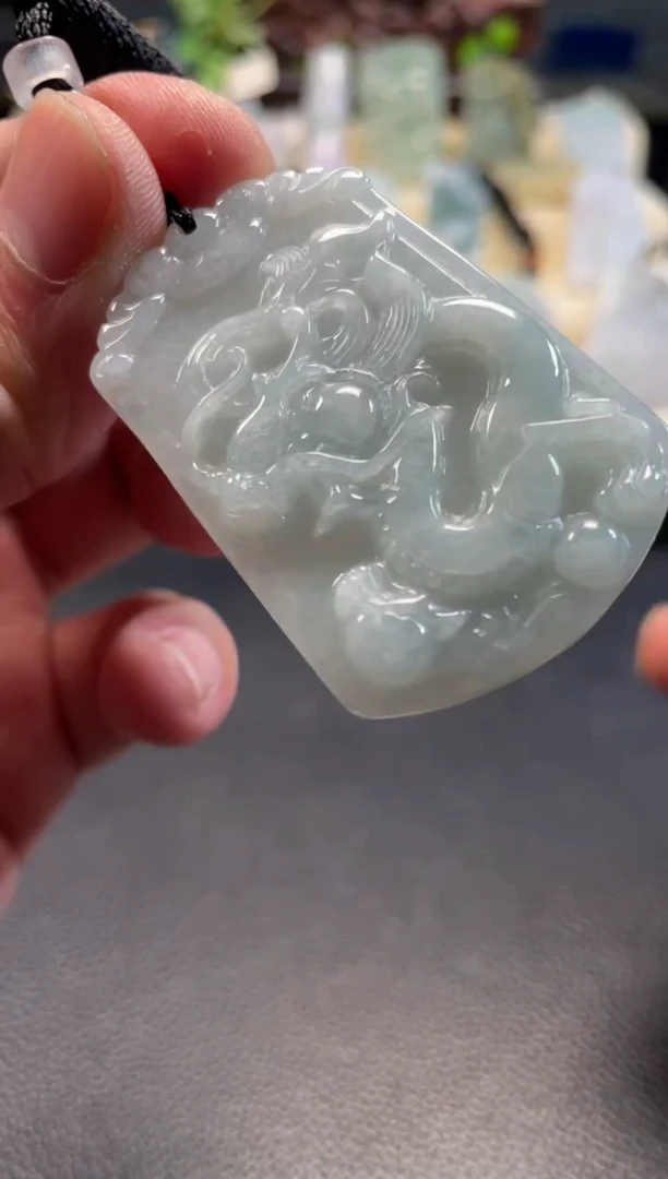 颈饰未镶嵌翡翠12/14/059