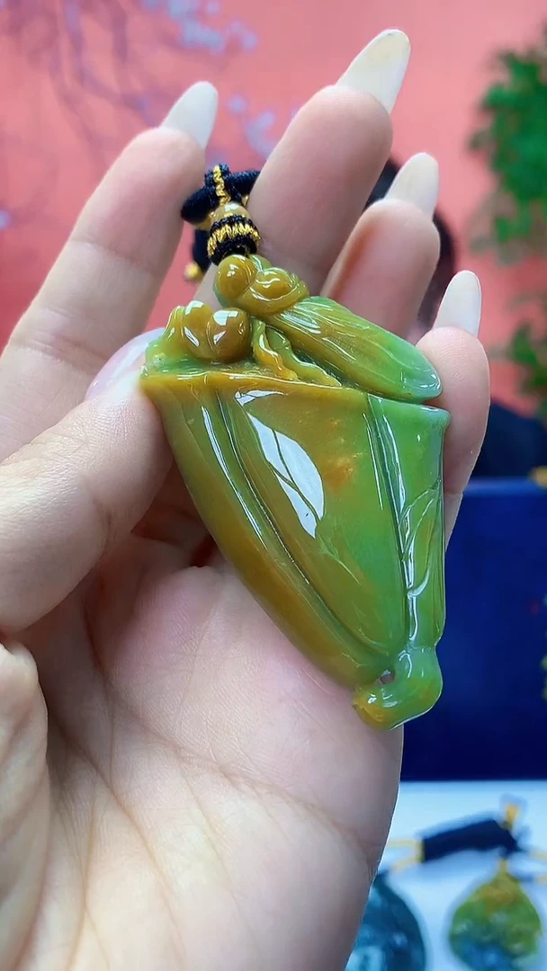 未镶嵌定制翡翠5060ty-毛货挂件92