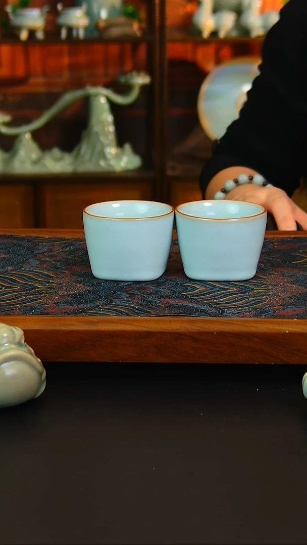 瓷片原矿汝瓷福利单杯一对，全品