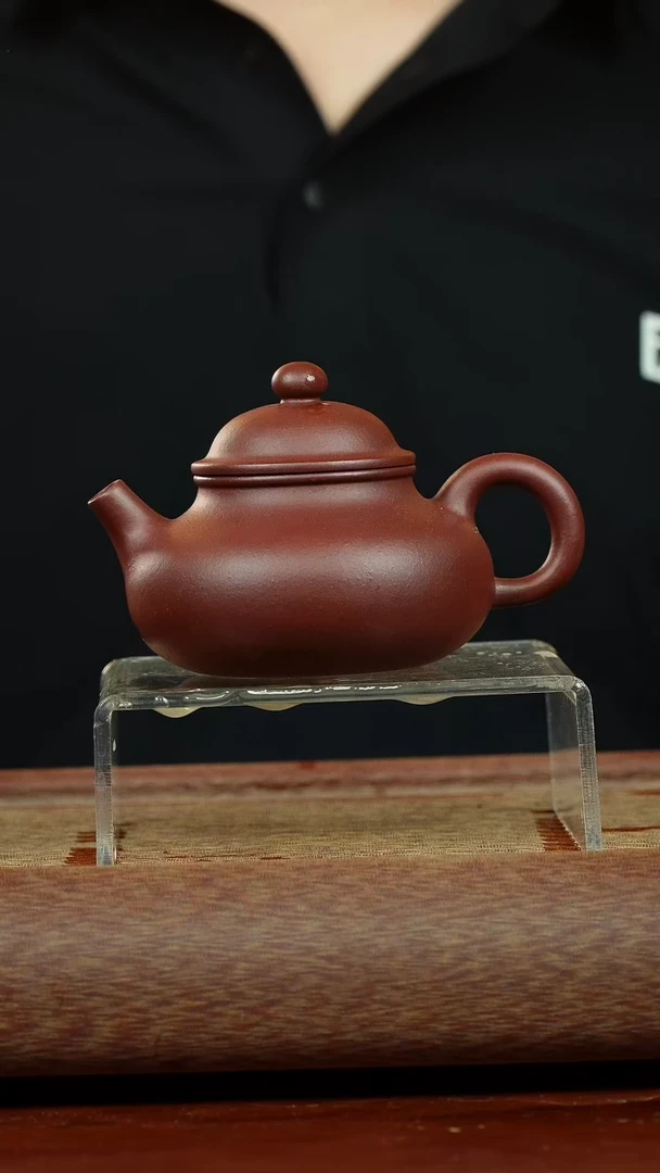 茶壶紫砂容天 底槽清 李鑫制