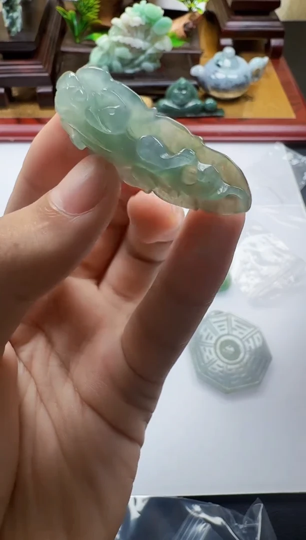 吊坠(不含链)未镶嵌翡翠1