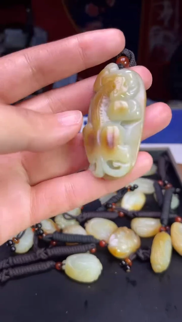 颈饰未镶嵌和田玉123