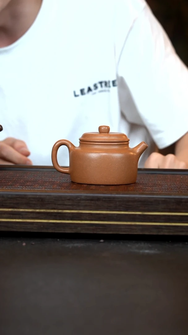 茶壶紫砂  德钟  沉香段   200cc