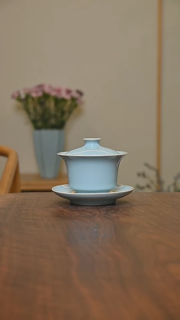 马蹄盖碗 天青 微瑕 朱晓辉款
