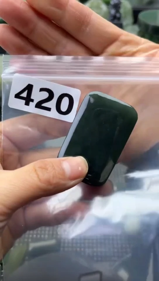 未镶嵌和田玉珠宝半成品牌子