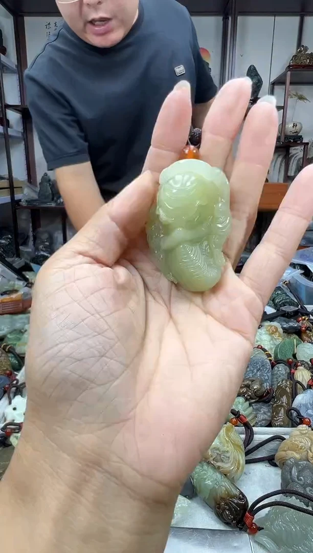 未镶嵌和田玉把件1