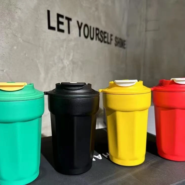 便携提绳彩色杯子