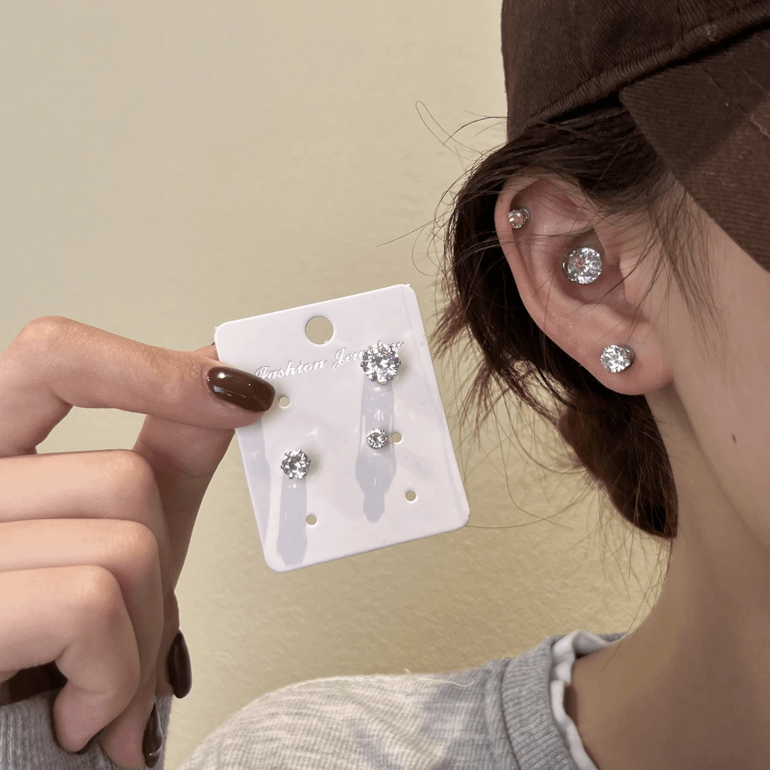 合金耳饰 巨闪磁吸耳蜗钉耳夹甜酷无耳洞可戴ins风百搭吸铁石耳钉