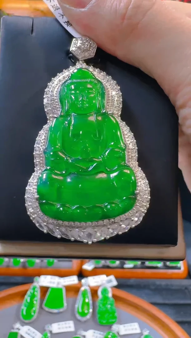 吊坠(赠链)银S925镶嵌翡翠天然A货翡翠