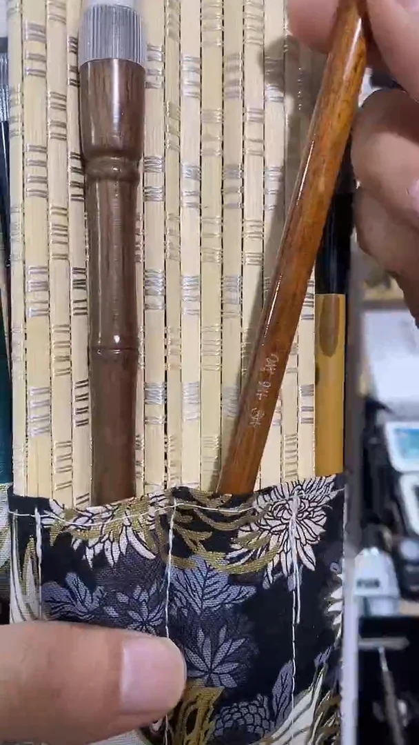瓷片闪购商品  如图所示