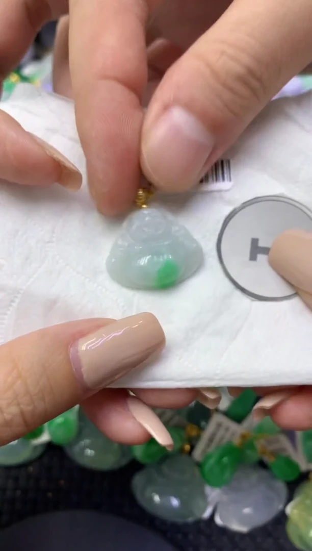 颈饰未镶嵌翡翠天然缅甸翡翠A货