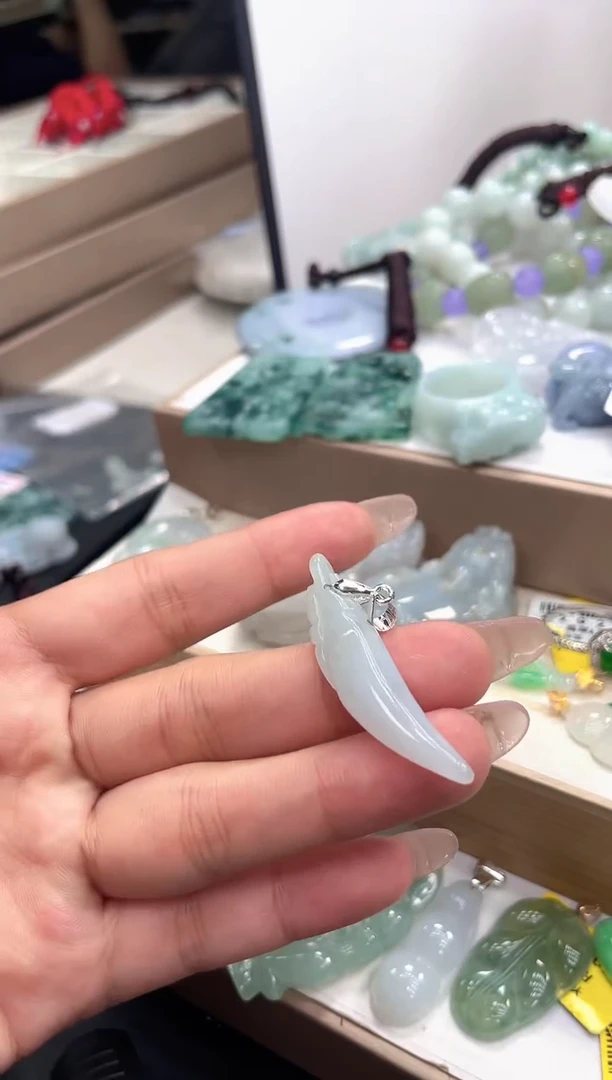 颈饰未镶嵌翡翠112多样性发货