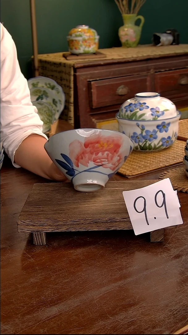 瓷片5.7英寸花口碗-红牡丹