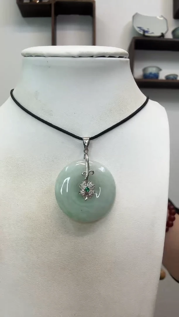 颈饰合金翡翠平安扣